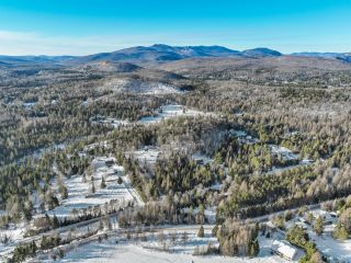 Montagne proche Mont-Tremblant à vendre REF#16982