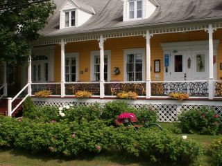 Auberge avec restaurant, 30,000 pc de terrain - REF#6770