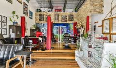 Studio de tatouage et perçage avec bijouterie REF#17038