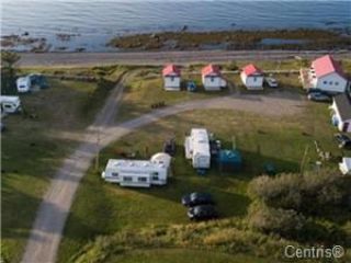 Immobilier camping à vendre, mini maison, chalet, gîte, resto, bar, bord de l'eau, mer, coucher de soleil REF#16722