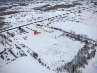 Bâtisse avec vaste terrain industrielle à vendre REF#17003