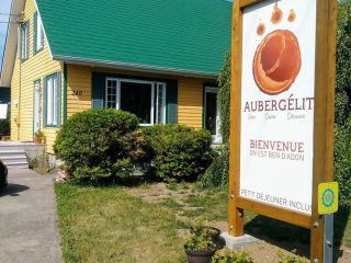 Auberge 7 chambres avec revenus de location - REF#16340